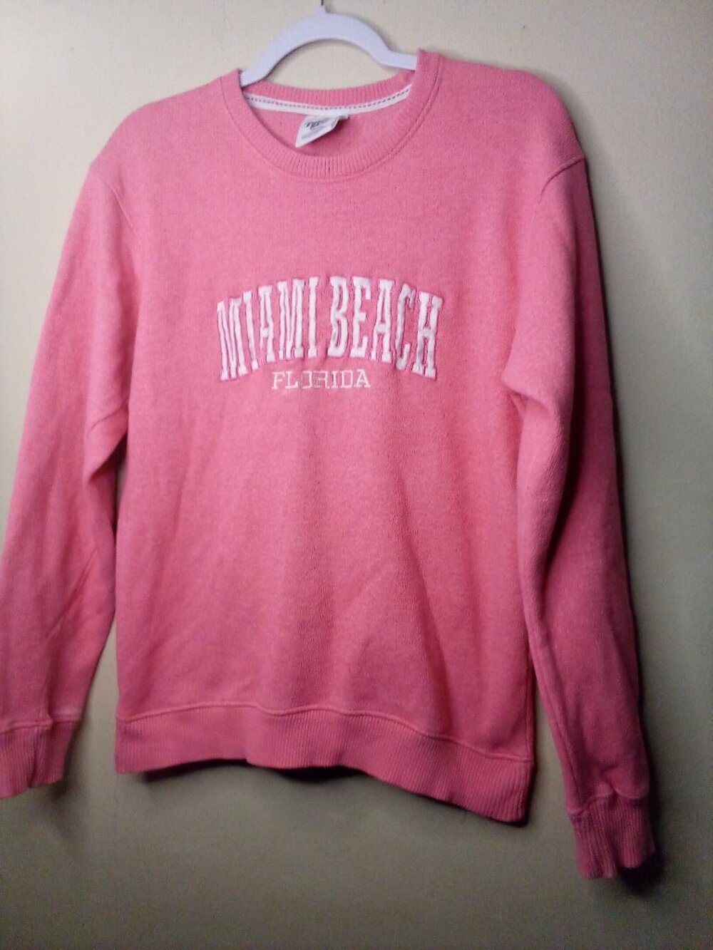 Pacific & Co Miami Beach Florida Sweatshirt Women S Pullover Embroidery Pink